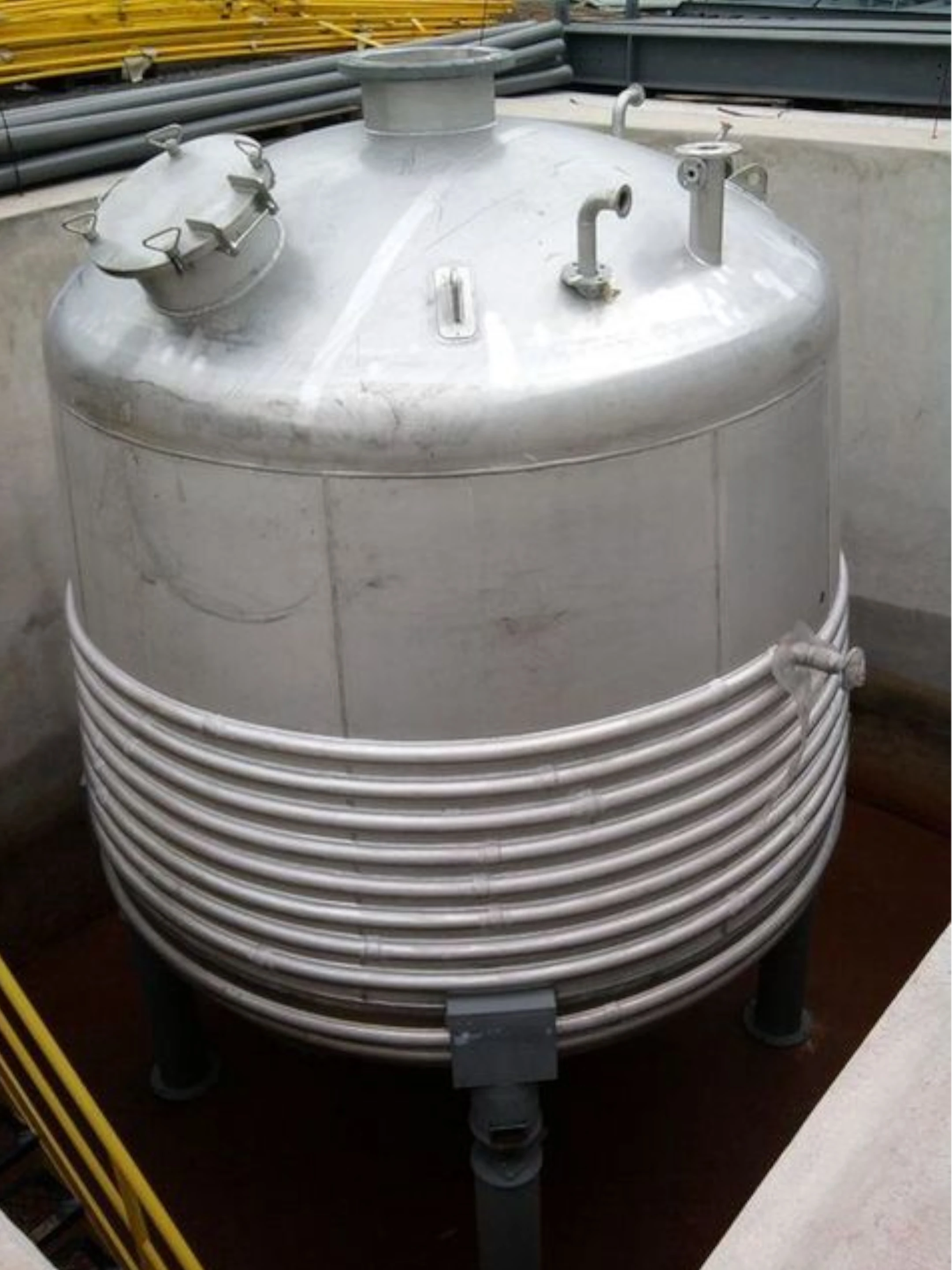 BTL Decanter tank in stainless steel - Chemical Industry - Resins